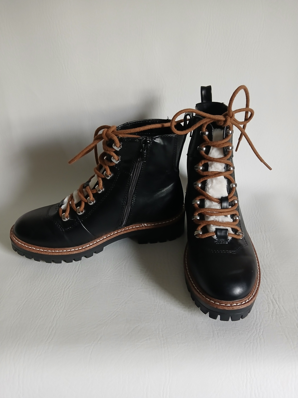 a new day Black  Faux Leather Lace-Up Boots with Brown Laces Sz6.5
